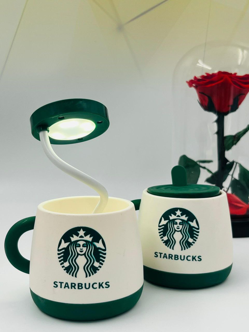 چراغ مطالعه و شب خواب استارباکس